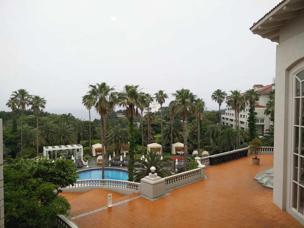 The Seaes Hotel & Resort vs The Shilla Jeju：Private Poolと19+ Adult Poolを比較に関連する韓国旅行の実景 3