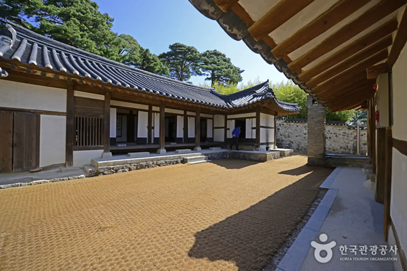 烏竹軒園内の文化展示空間