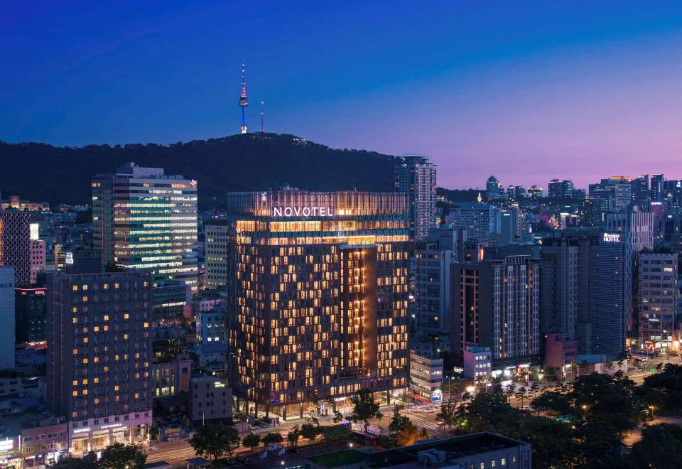 Novotel Ambassador Seoul Dongdaemun ホテル 外観・看板