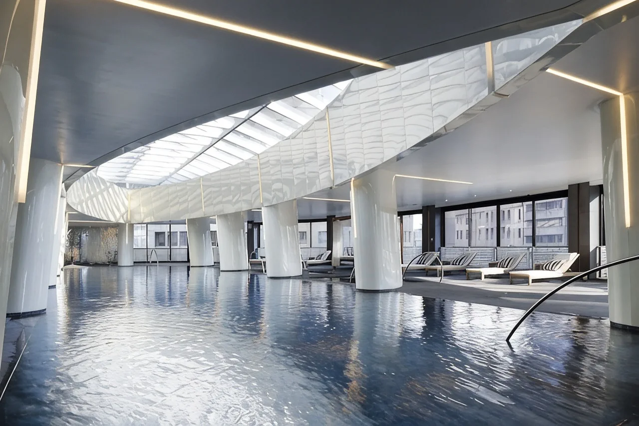 Westin Josun Seoul 室内プールとくつろぎ用の座席