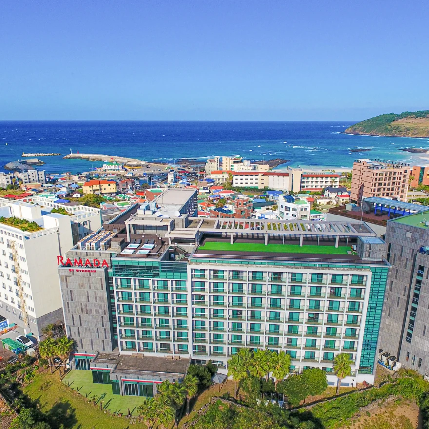 Ramada by Wyndham Jeju Hamdeok 実際のホテル外観