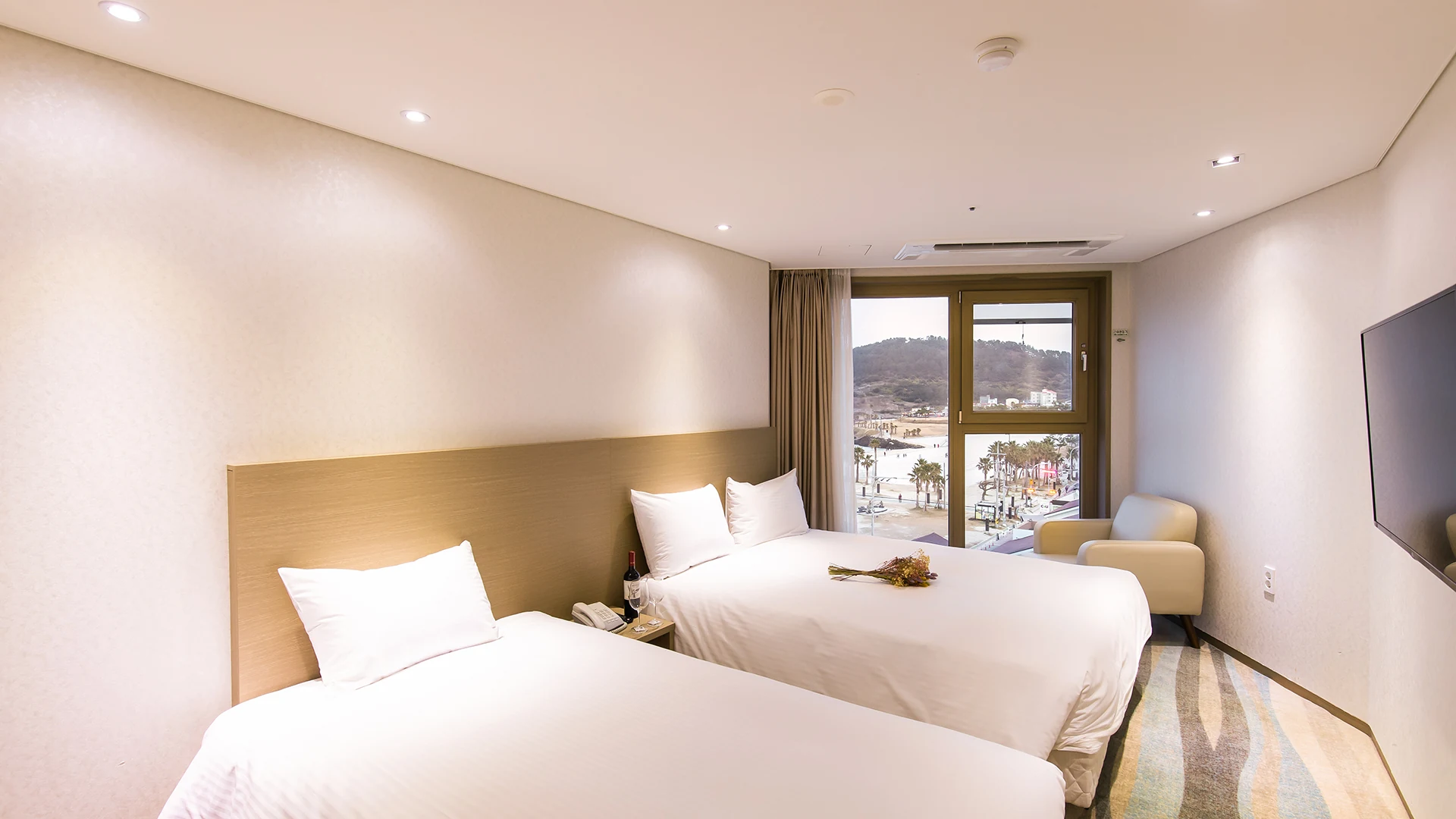 Ebenezer Hotel Jeju公式Side Ocean客室と側海景